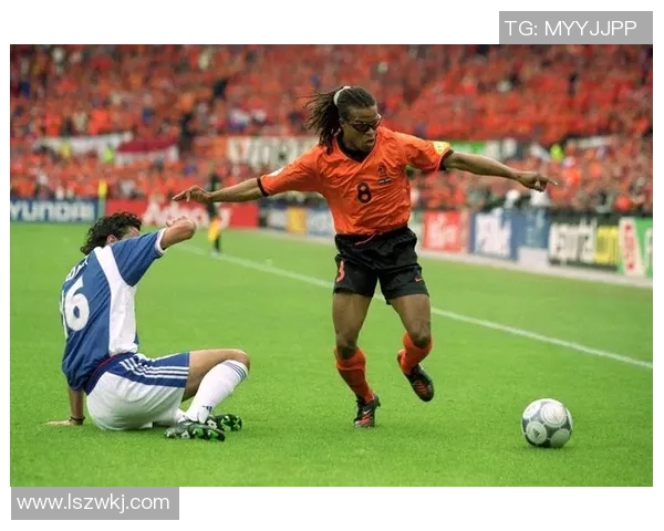 世界足球明星维娜的传奇人生与辉煌成就揭秘