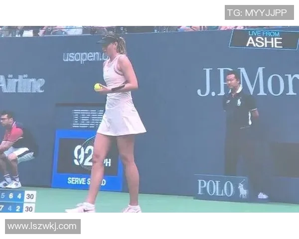 黄娜专访：从青涩球员到网球明星的成长之路回顾